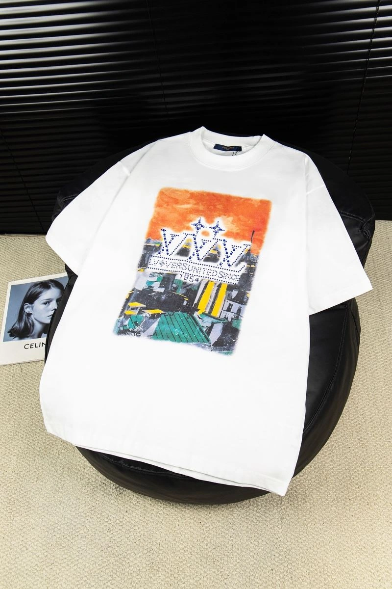 Timeless Louis Vuitton T-Shirts 135603