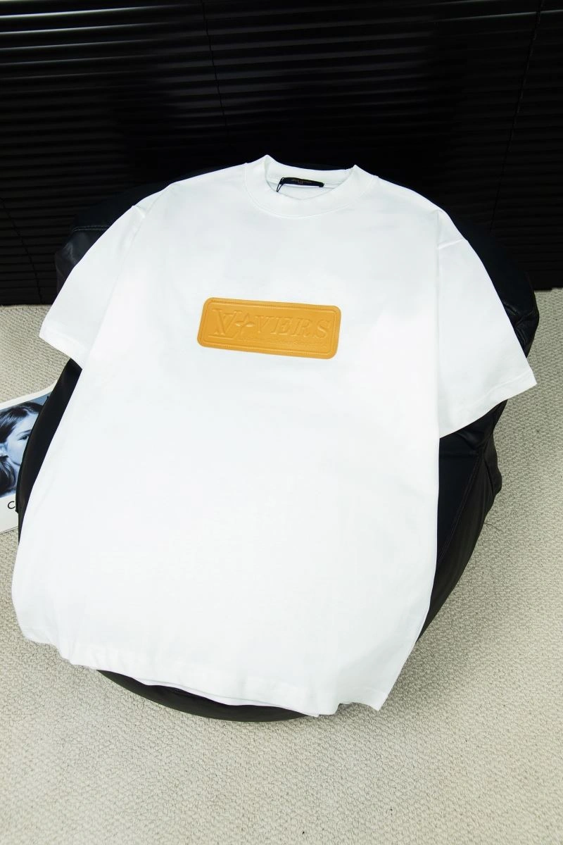 Louis Vuitton T-Shirts Flexible 135604