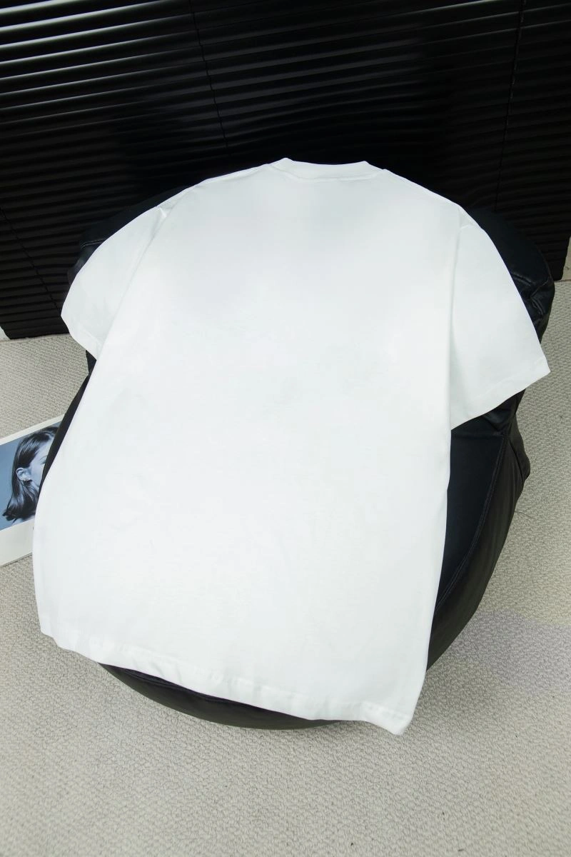 Louis Vuitton T-Shirts Flexible 135604