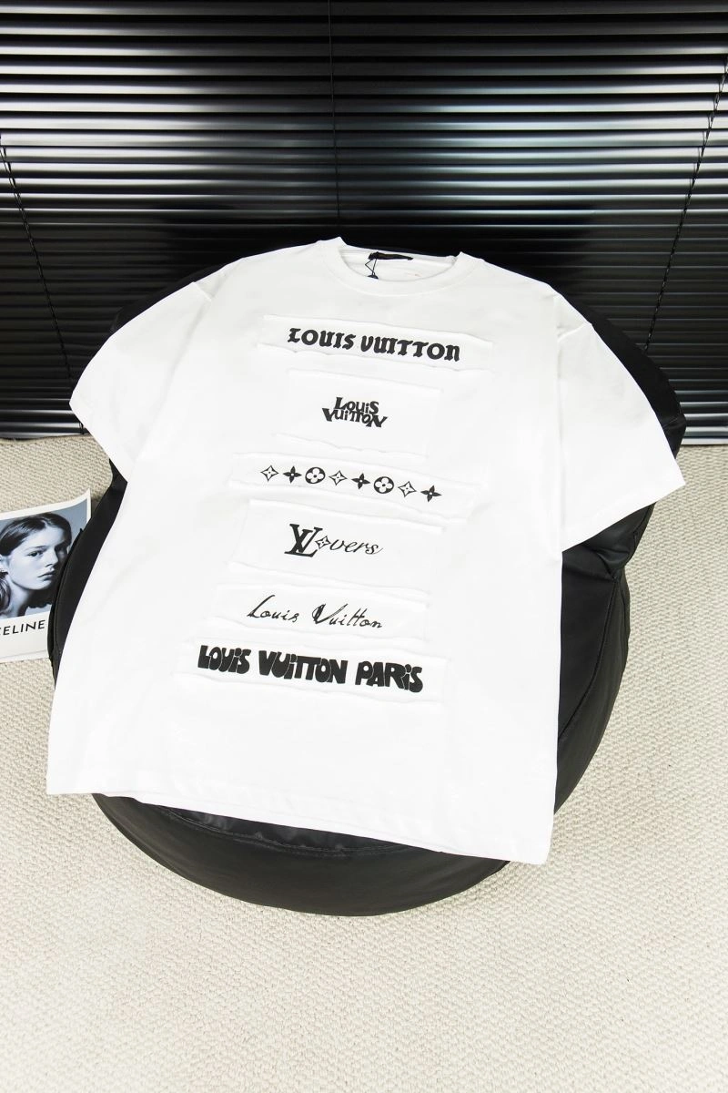Louis Vuitton T-Shirts Compact 135610