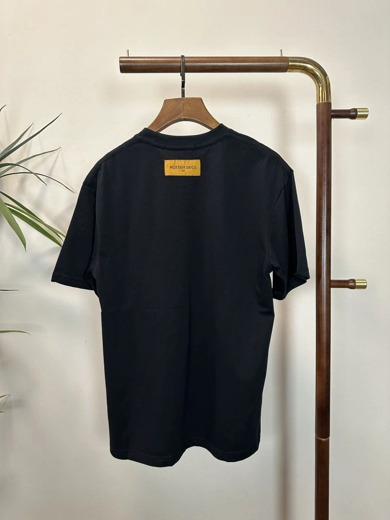Louis Vuitton T-Shirts MoistureWicking 135592