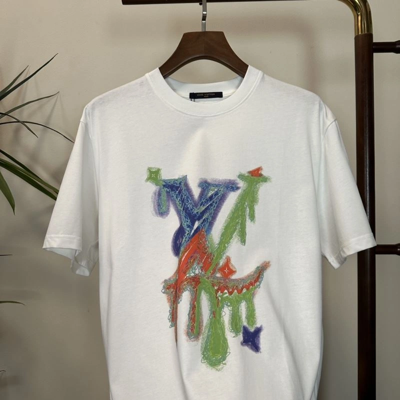 Durable Louis Vuitton T-Shirts 135606