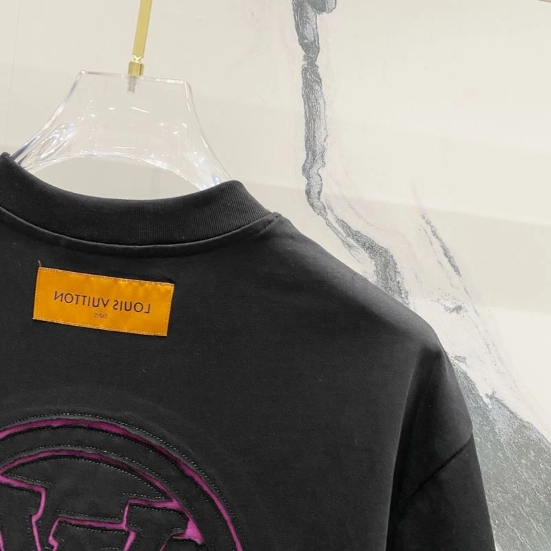 Louis Vuitton T-Shirts Efficient 135611