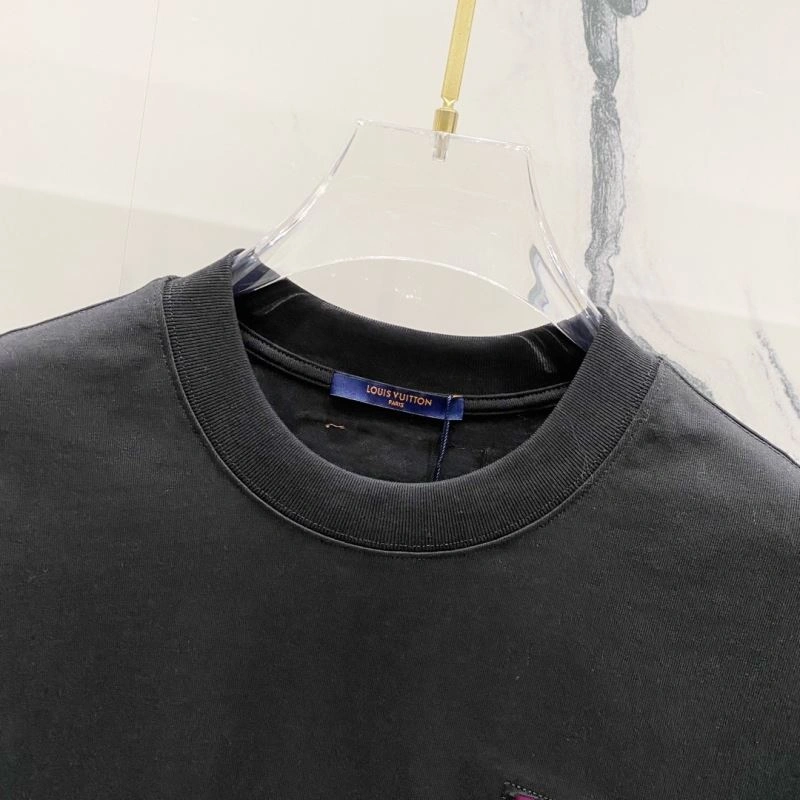 Louis Vuitton T-Shirts Efficient 135611