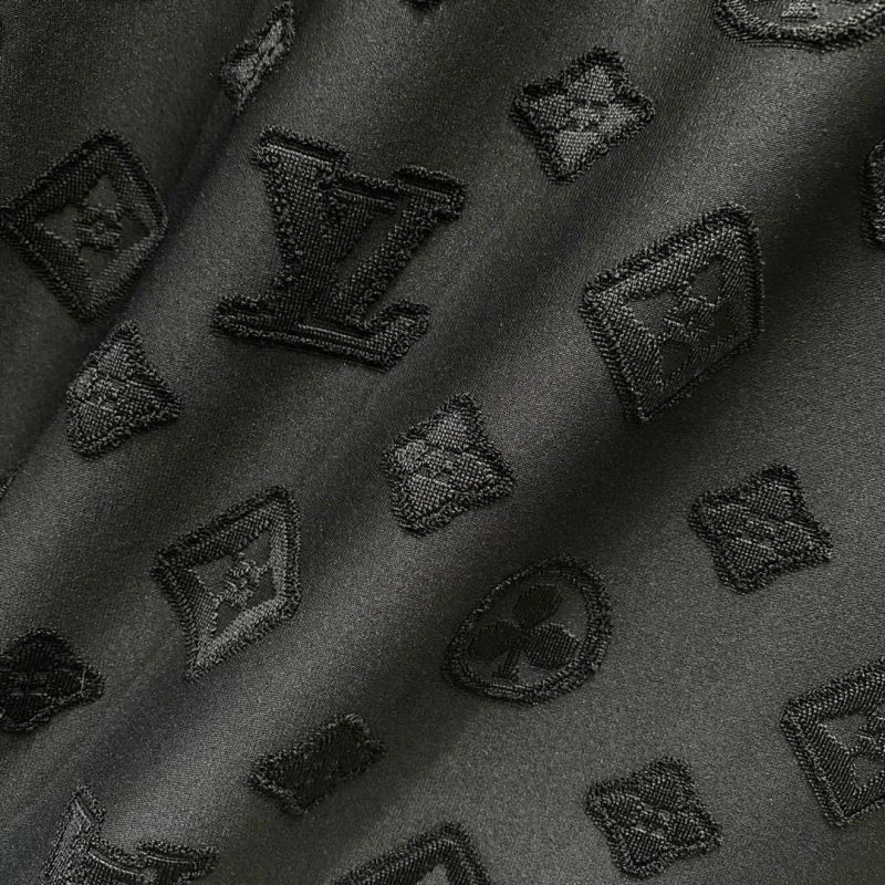 Supportive Louis Vuitton T-Shirts 135590