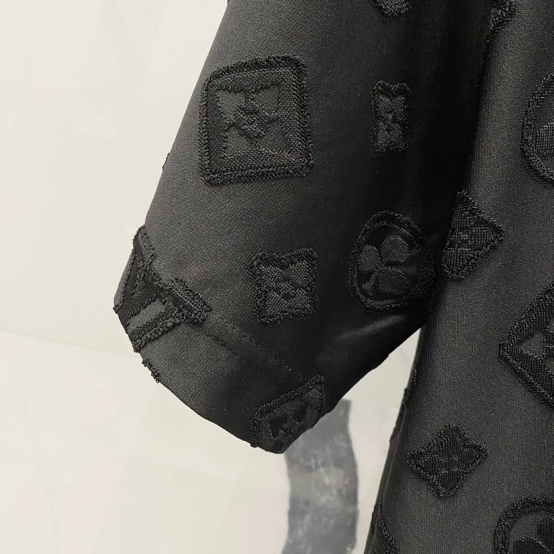 Supportive Louis Vuitton T-Shirts 135590