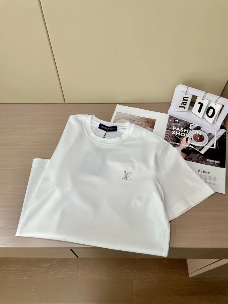 Packable Louis Vuitton T-Shirts 135588