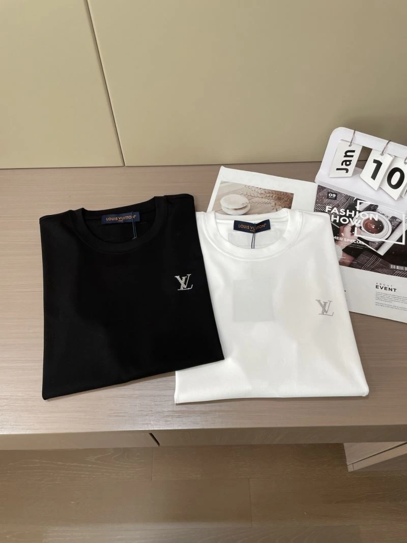 Packable Louis Vuitton T-Shirts 135588