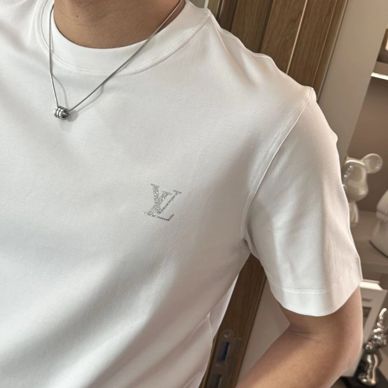 Packable Louis Vuitton T-Shirts 135588