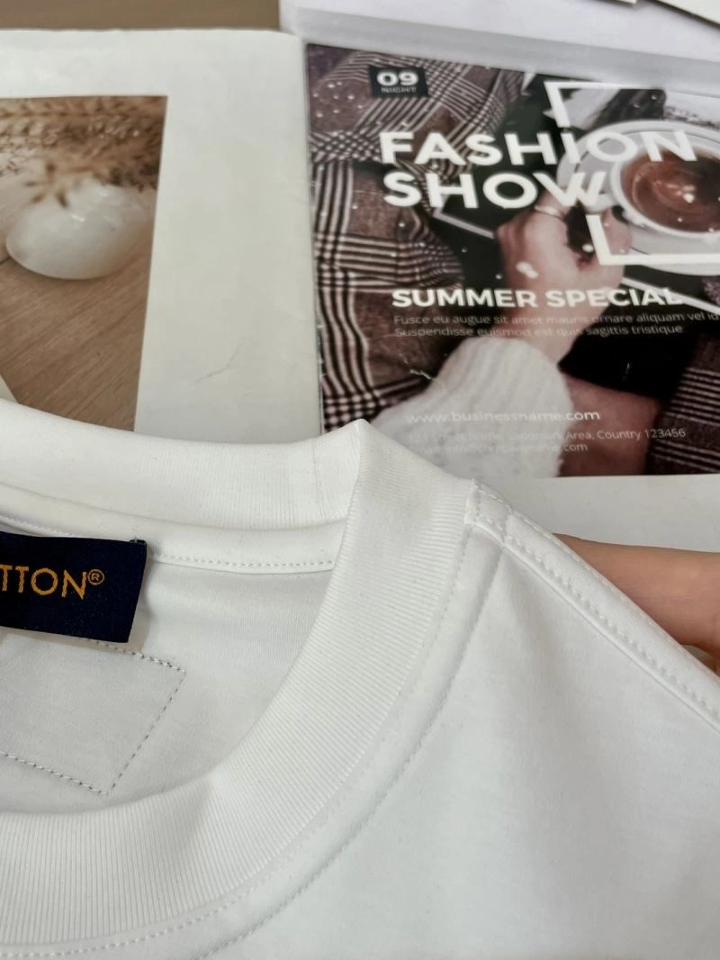 Packable Louis Vuitton T-Shirts 135588