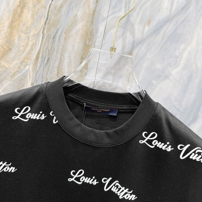 Louis Vuitton T-Shirts WeatherProof 135566