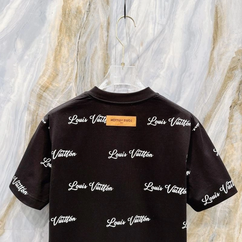 Louis Vuitton T-Shirts WeatherProof 135566