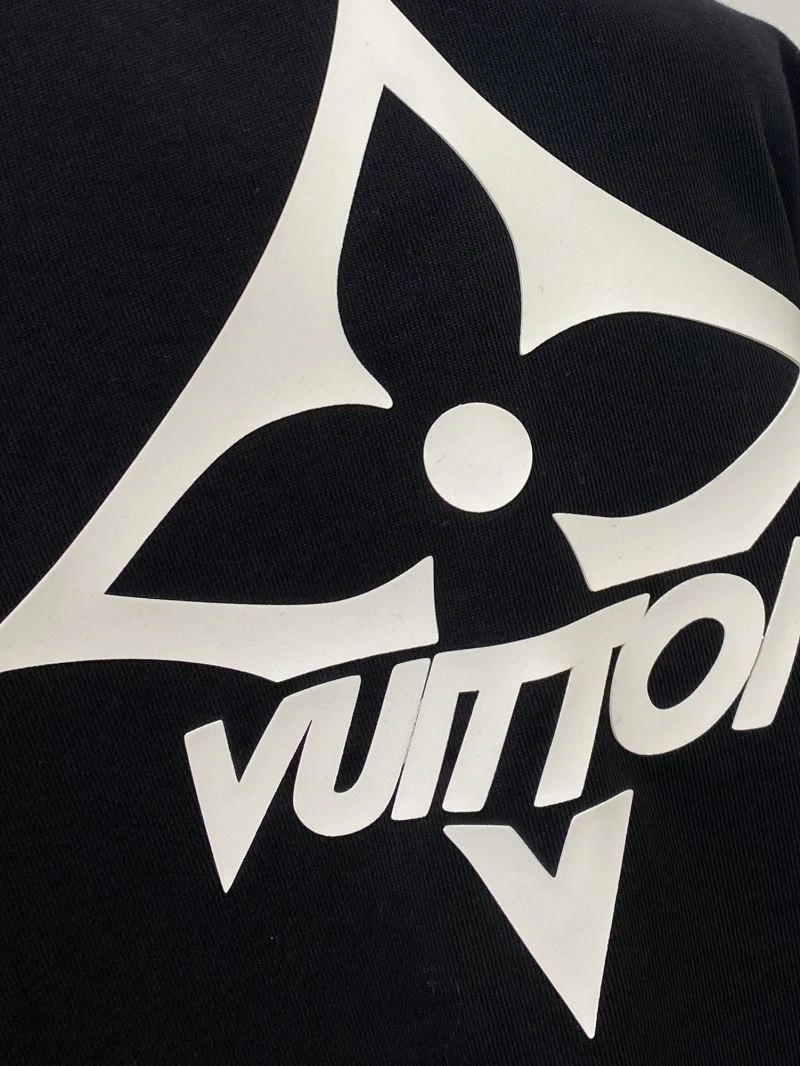 Louis Vuitton T-Shirts Effortless 135567