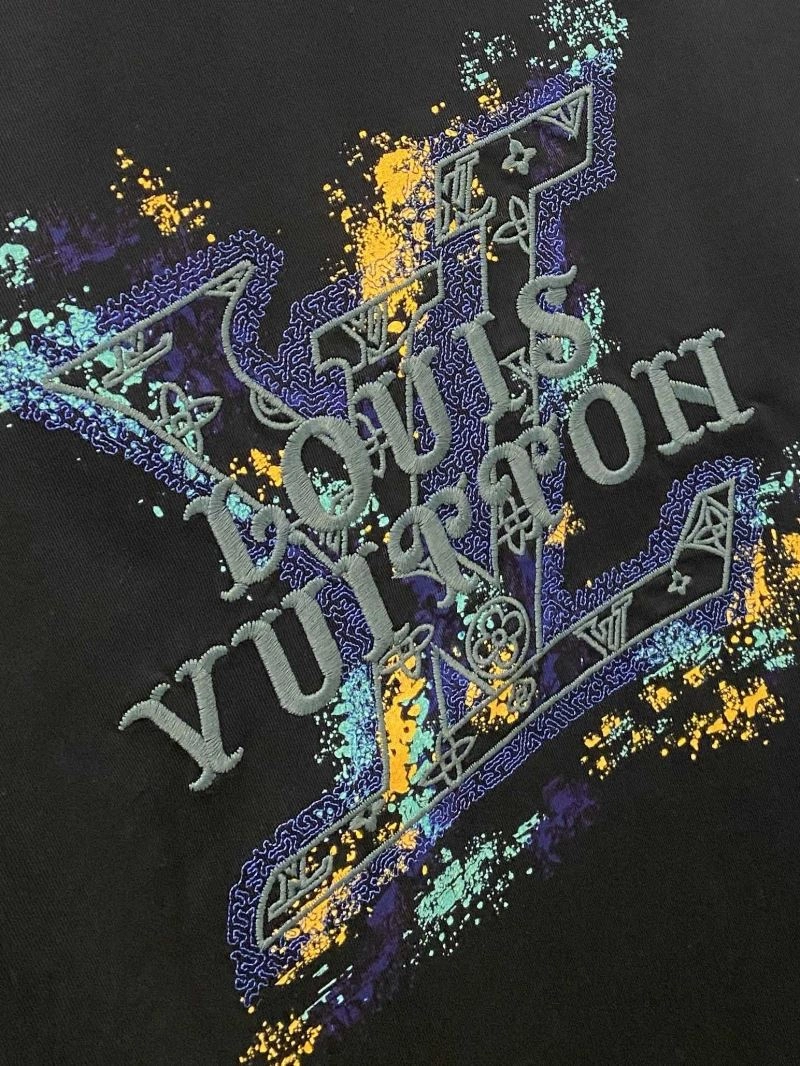 Modern Louis Vuitton T-Shirts 135555