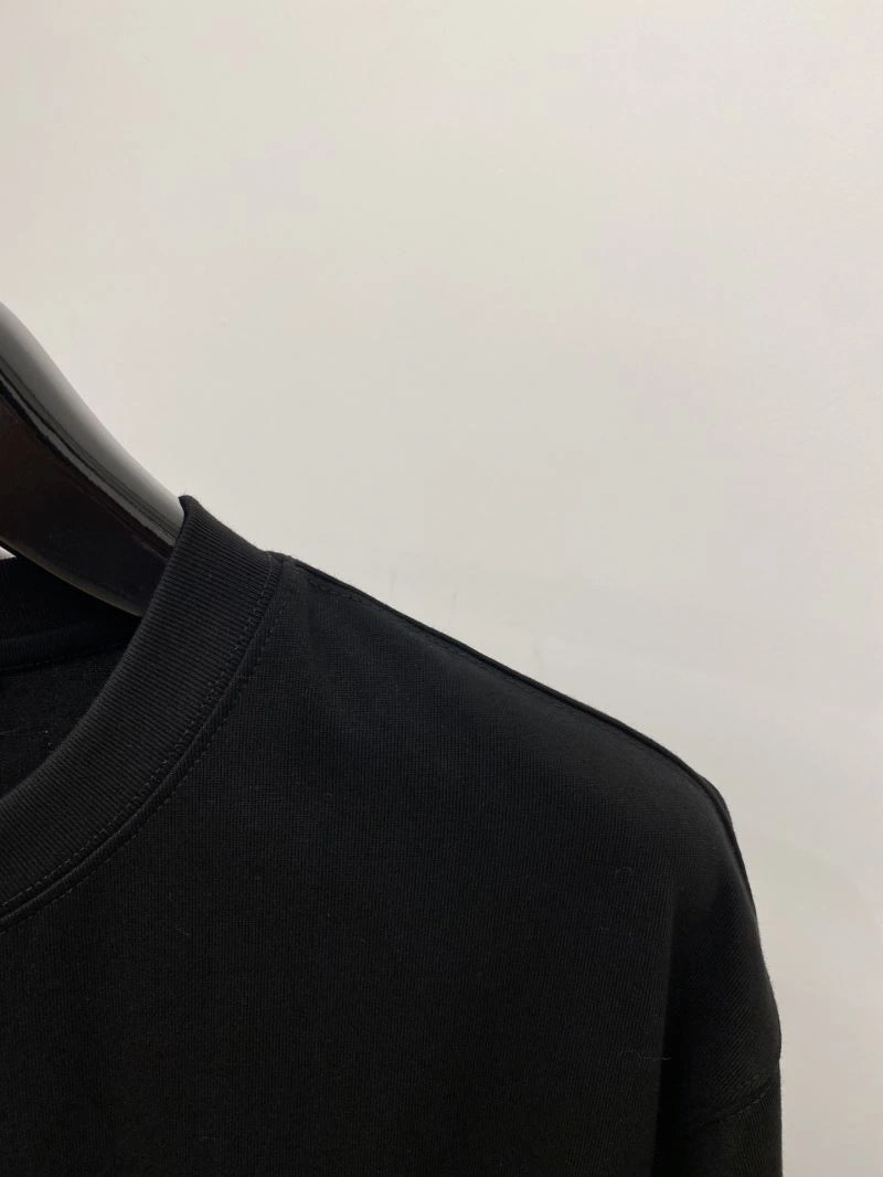Timeless Louis Vuitton T-Shirts 135573