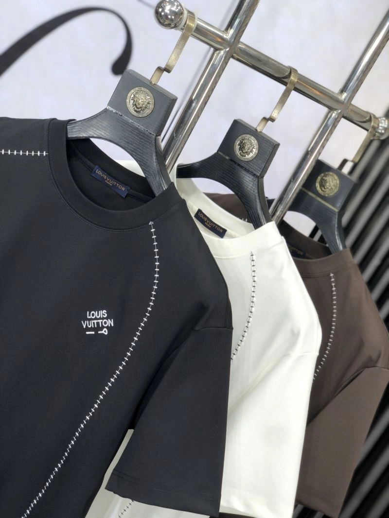 Durable Louis Vuitton T-Shirts 135557