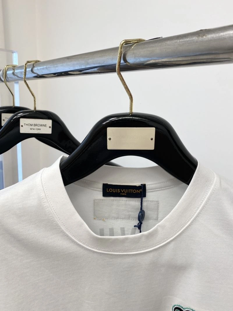 Louis Vuitton T-Shirts FastDry 135558