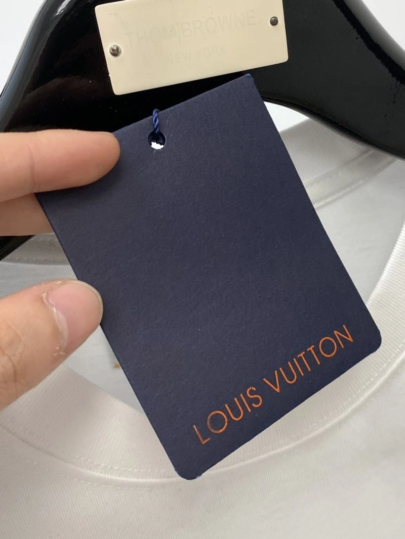 Louis Vuitton T-Shirts FastDry 135558