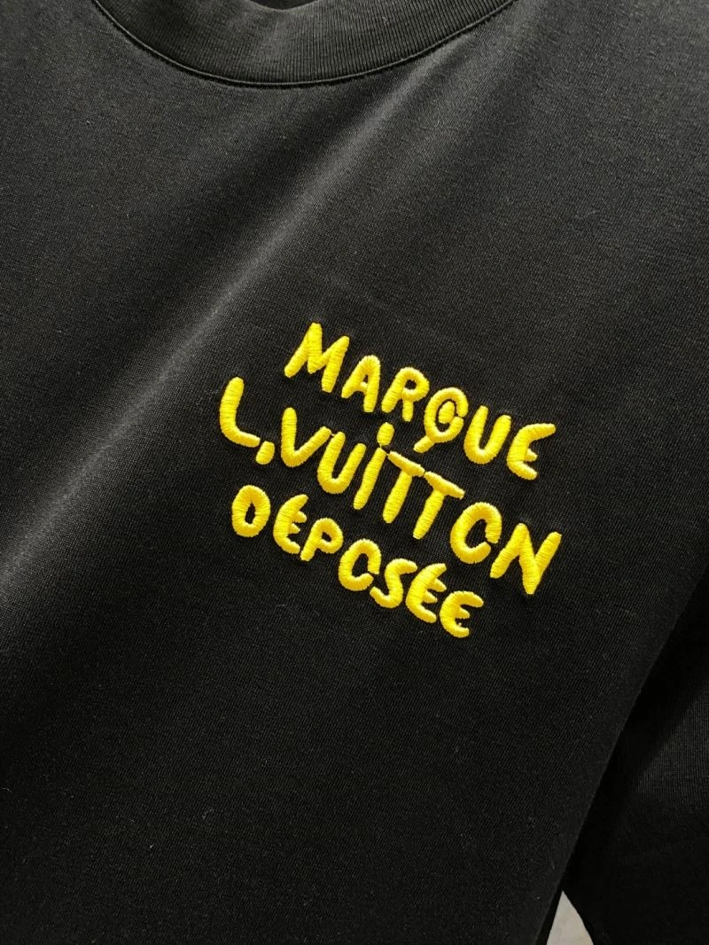 Louis Vuitton T-Shirts Bold 135572
