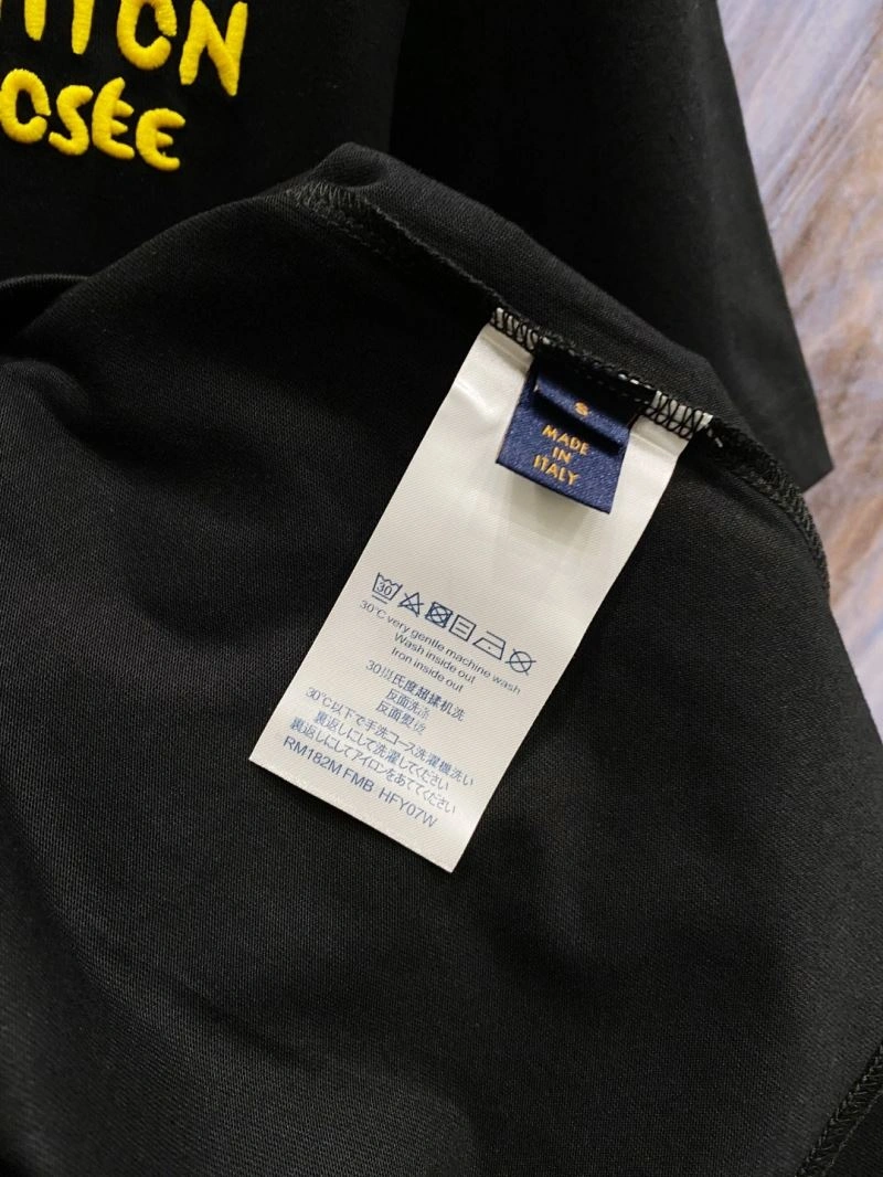 Louis Vuitton T-Shirts Bold 135572