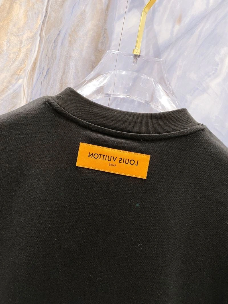 Louis Vuitton T-Shirts Bold 135572