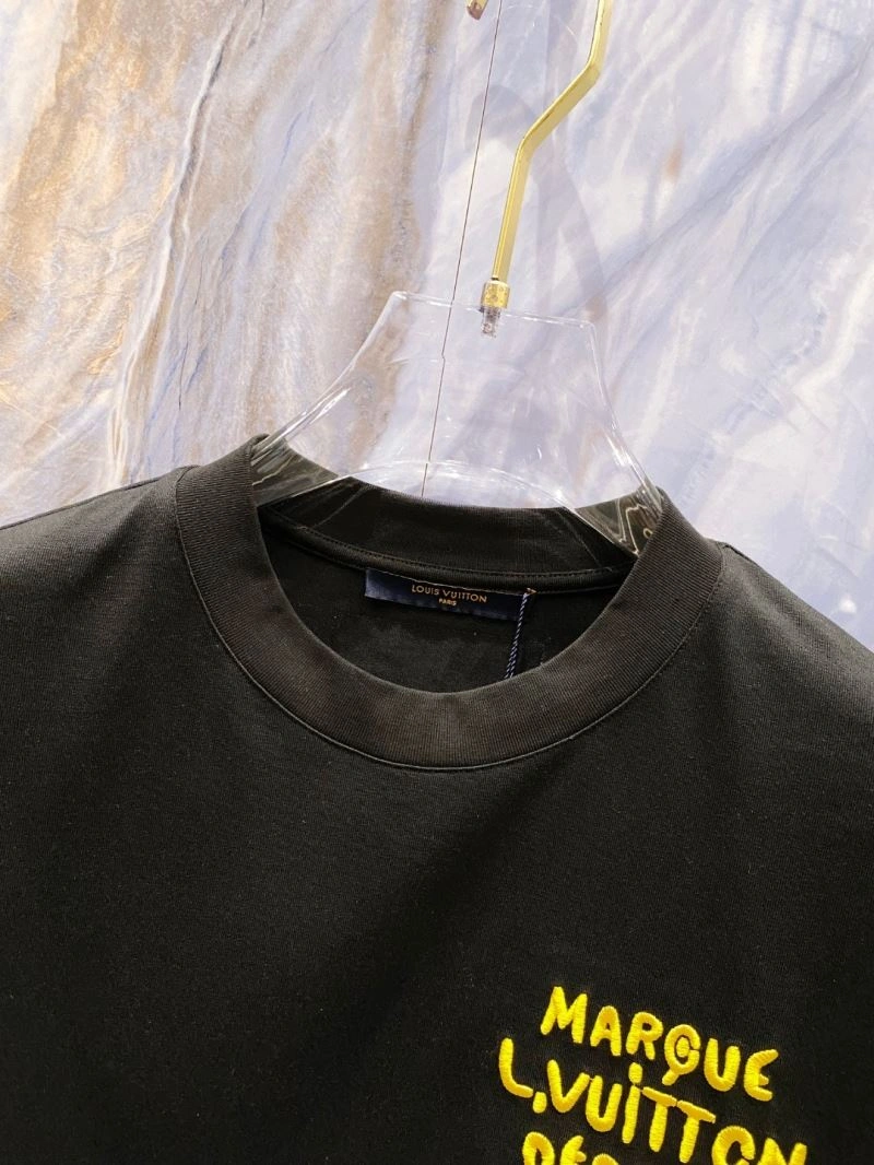 Louis Vuitton T-Shirts Bold 135572