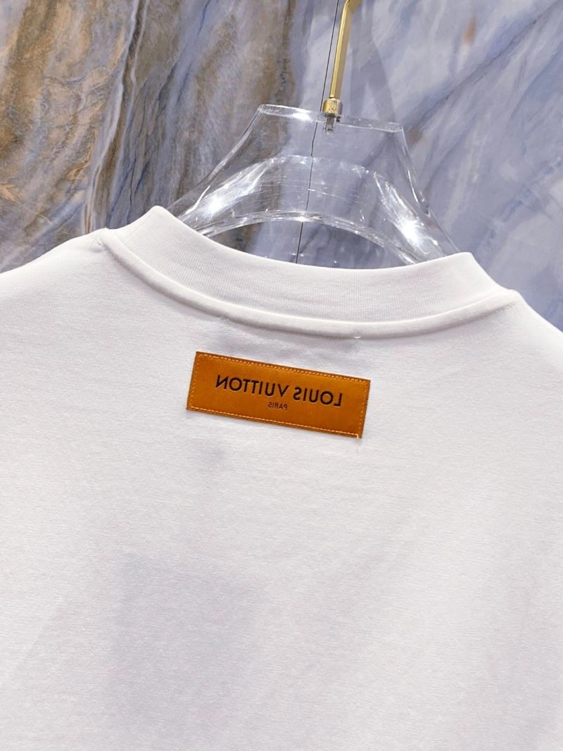 Louis Vuitton T-Shirts Modern 135623