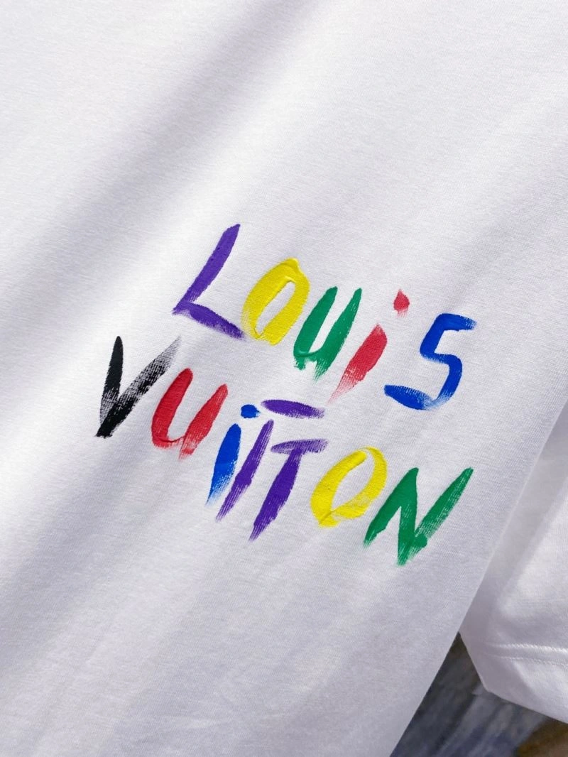 Soft Louis Vuitton T-Shirts 135579