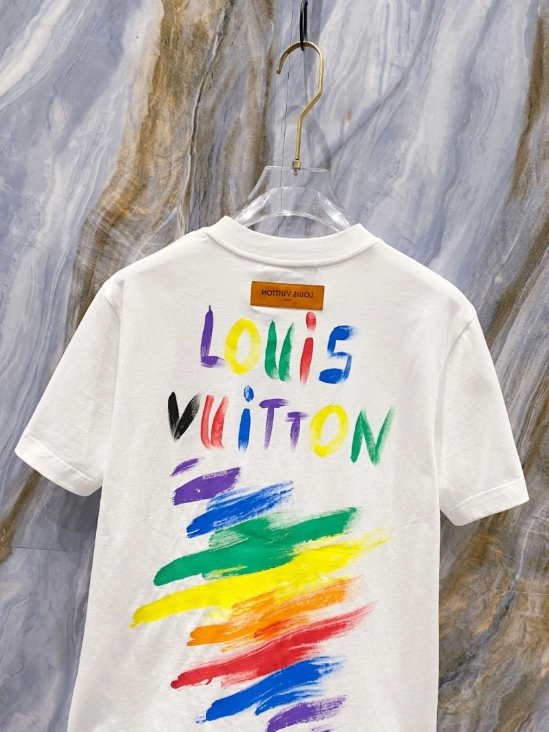 Soft Louis Vuitton T-Shirts 135579