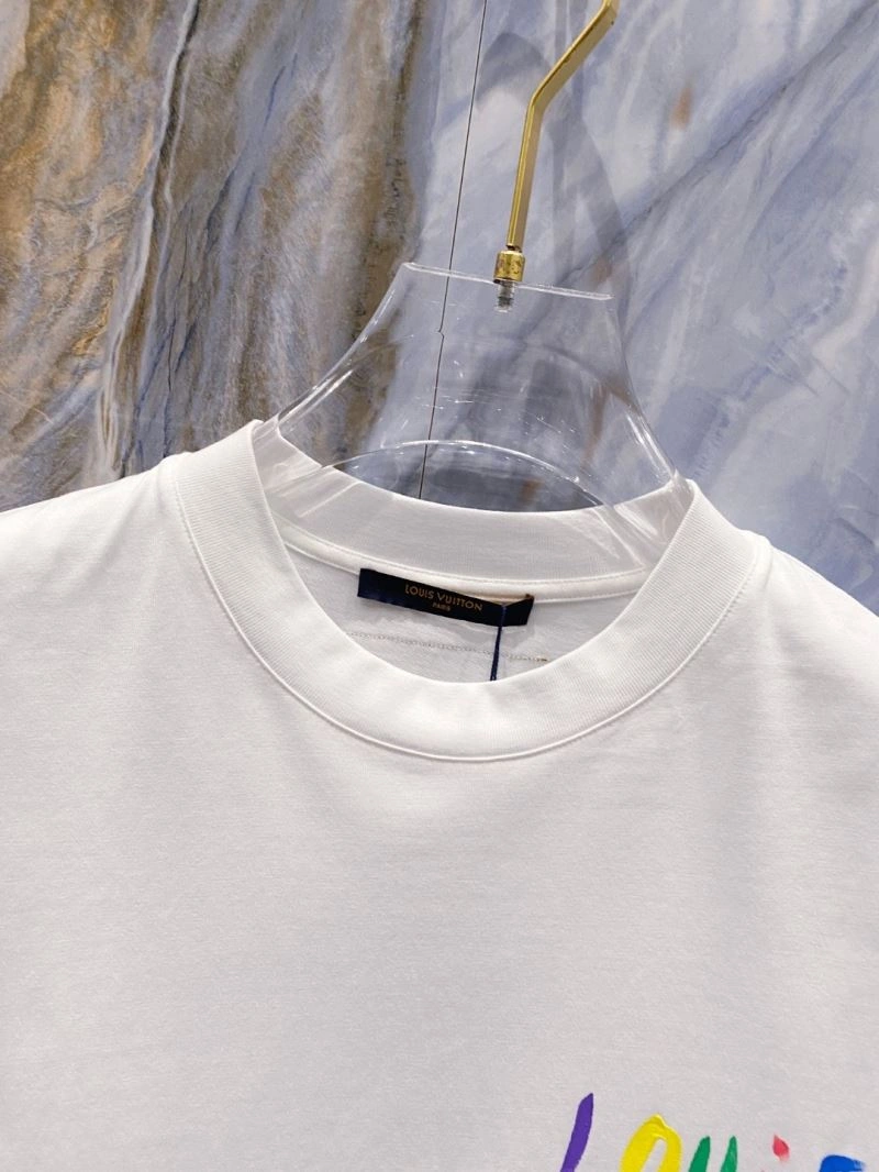 Soft Louis Vuitton T-Shirts 135579