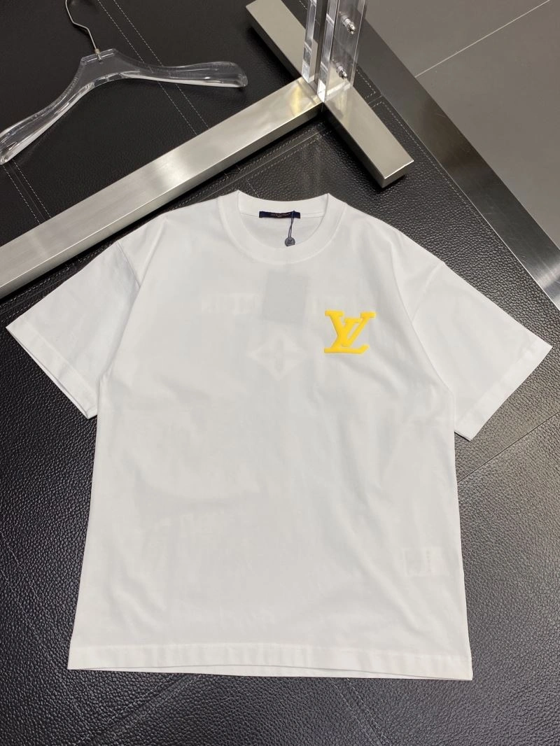 Louis Vuitton T-Shirts EasyMatch 135574