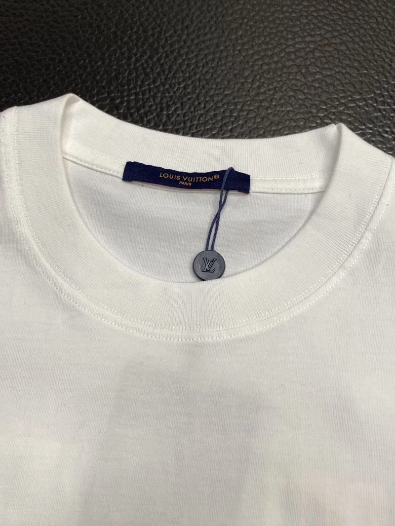 Louis Vuitton T-Shirts EasyMatch 135574