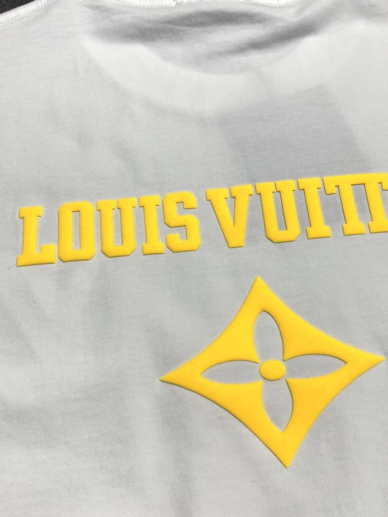 Louis Vuitton T-Shirts EasyMatch 135574