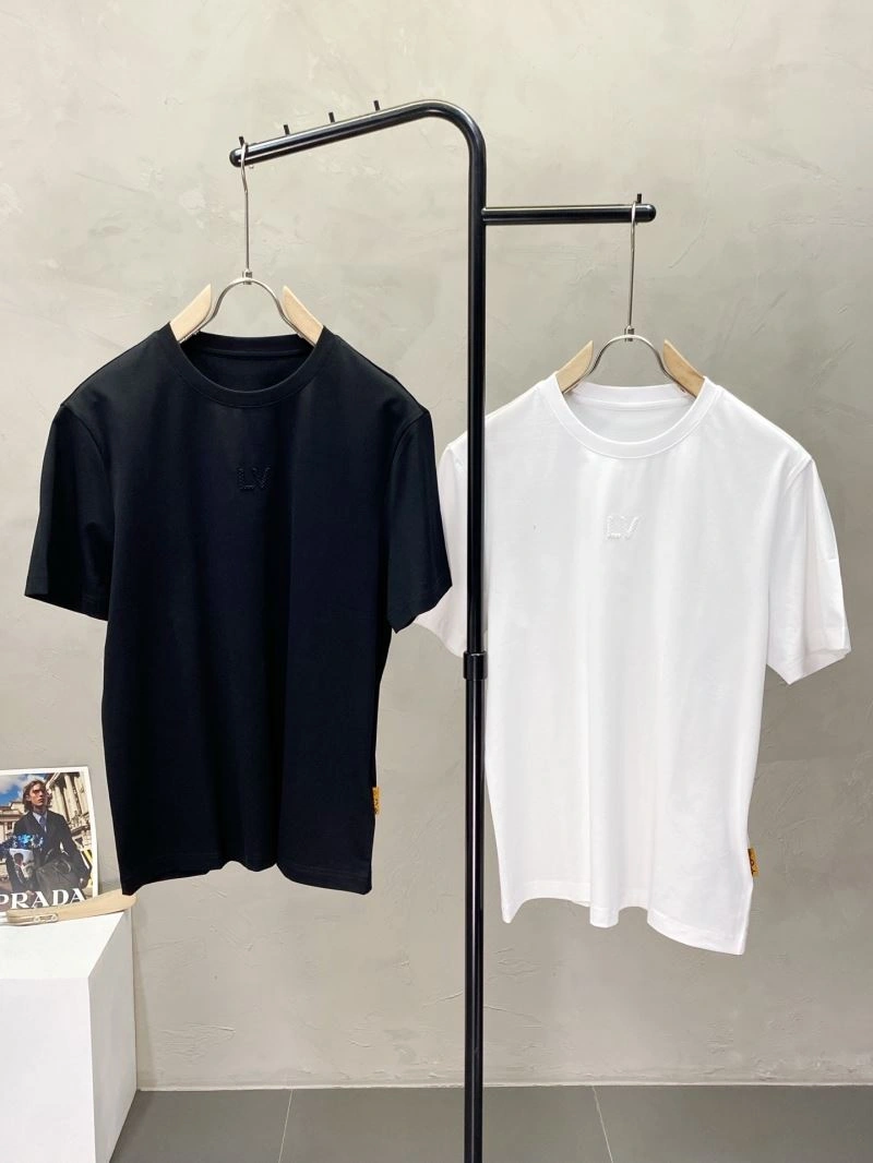 Affordable Louis Vuitton T-Shirts 135553