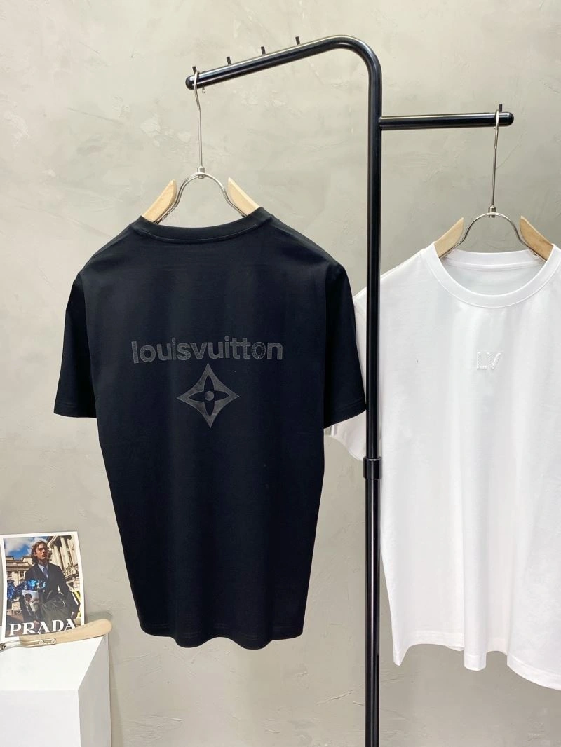 Affordable Louis Vuitton T-Shirts 135553