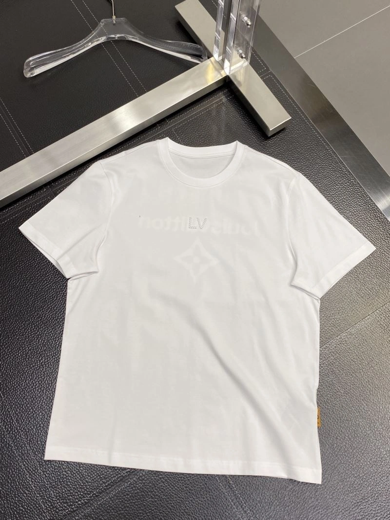 Affordable Louis Vuitton T-Shirts 135553