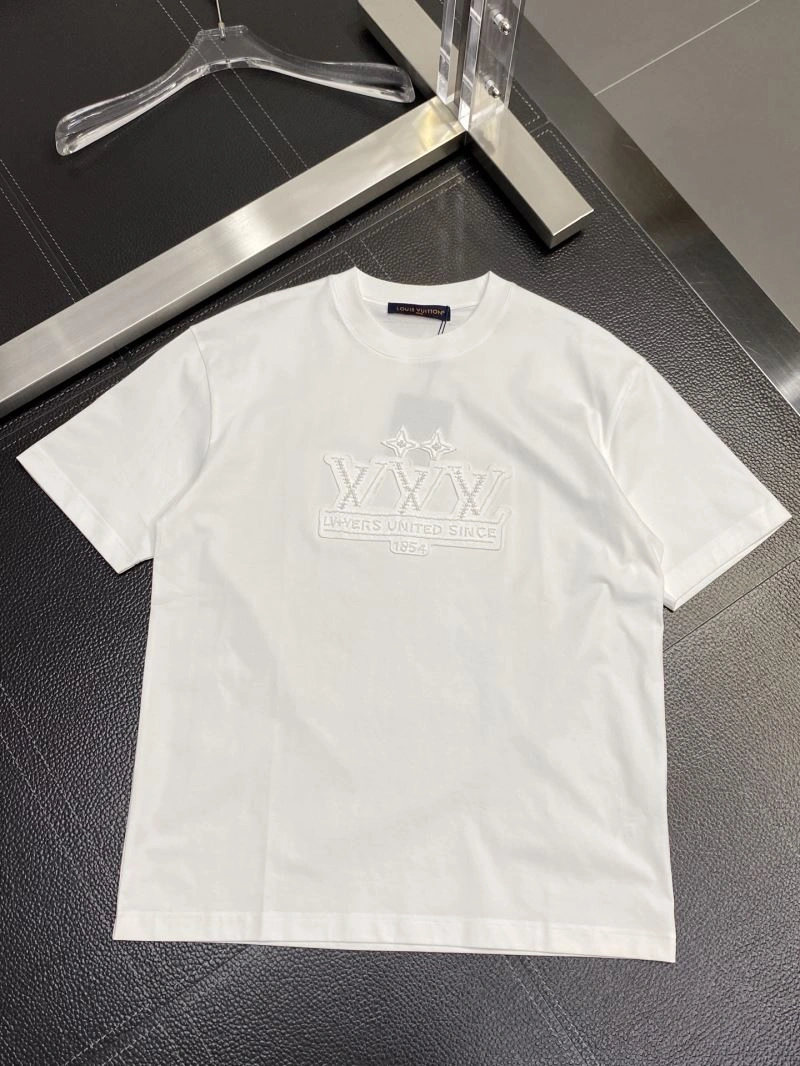 Louis Vuitton T-Shirts EyeCatching 135563