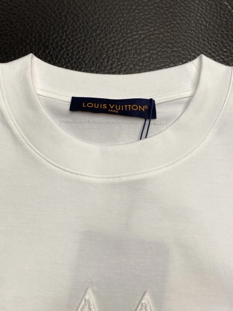 Louis Vuitton T-Shirts EyeCatching 135563
