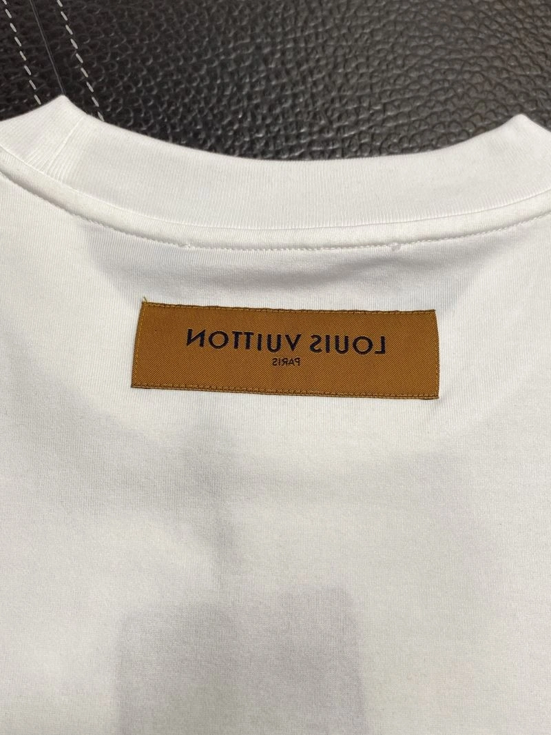 Louis Vuitton T-Shirts EyeCatching 135563