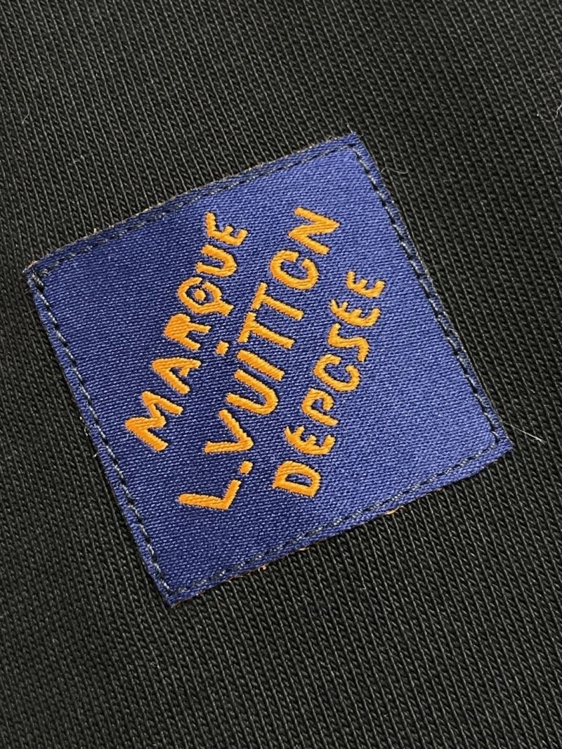 Louis Vuitton T-Shirts Casual 135556