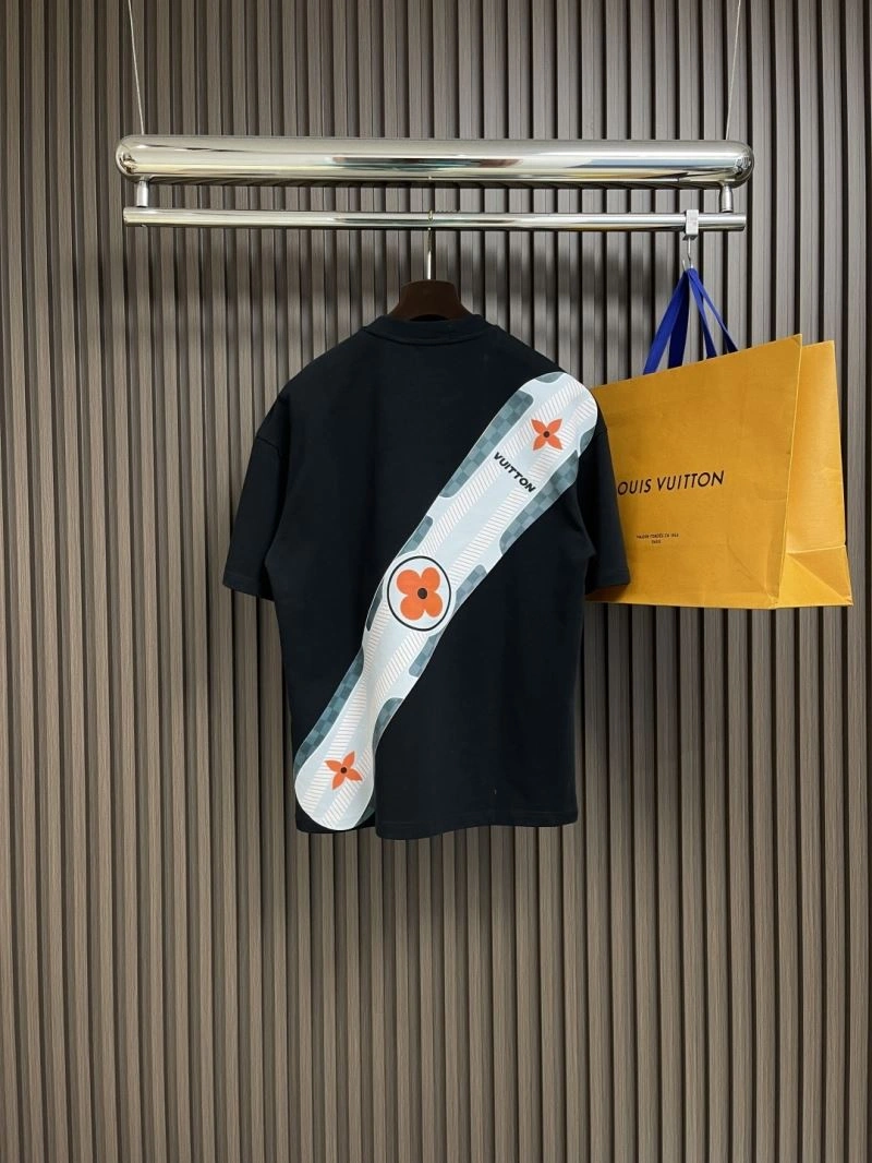 Reliable Louis Vuitton T-Shirts 135551
