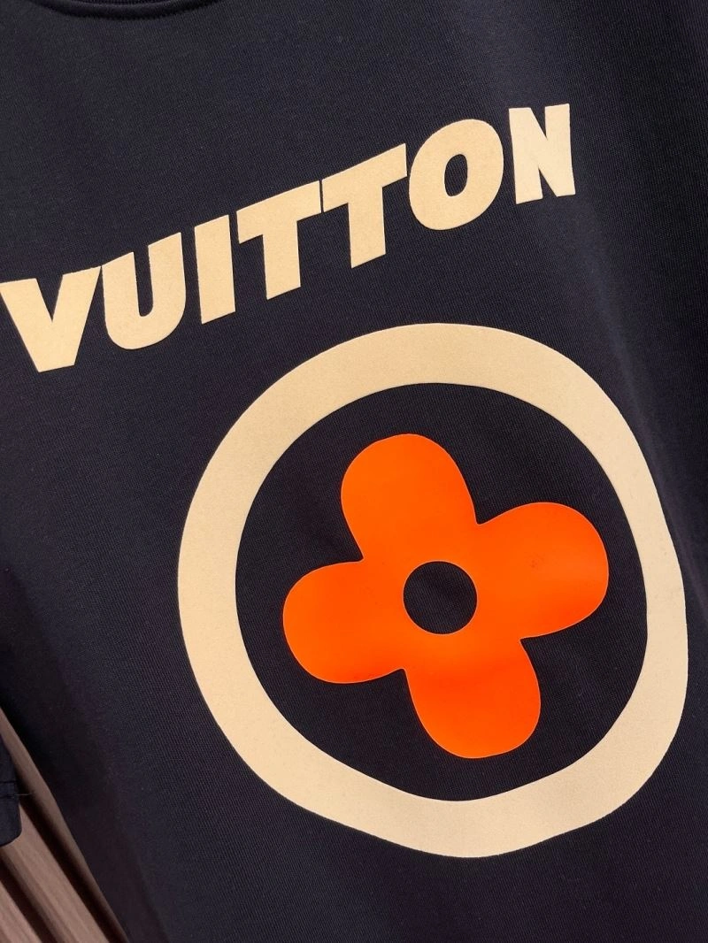 TechFriendly Louis Vuitton T-Shirts 135547