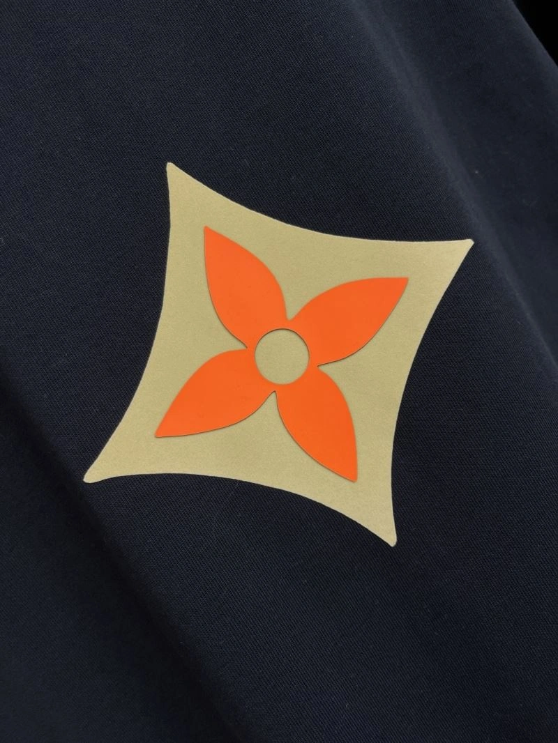 TechFriendly Louis Vuitton T-Shirts 135547
