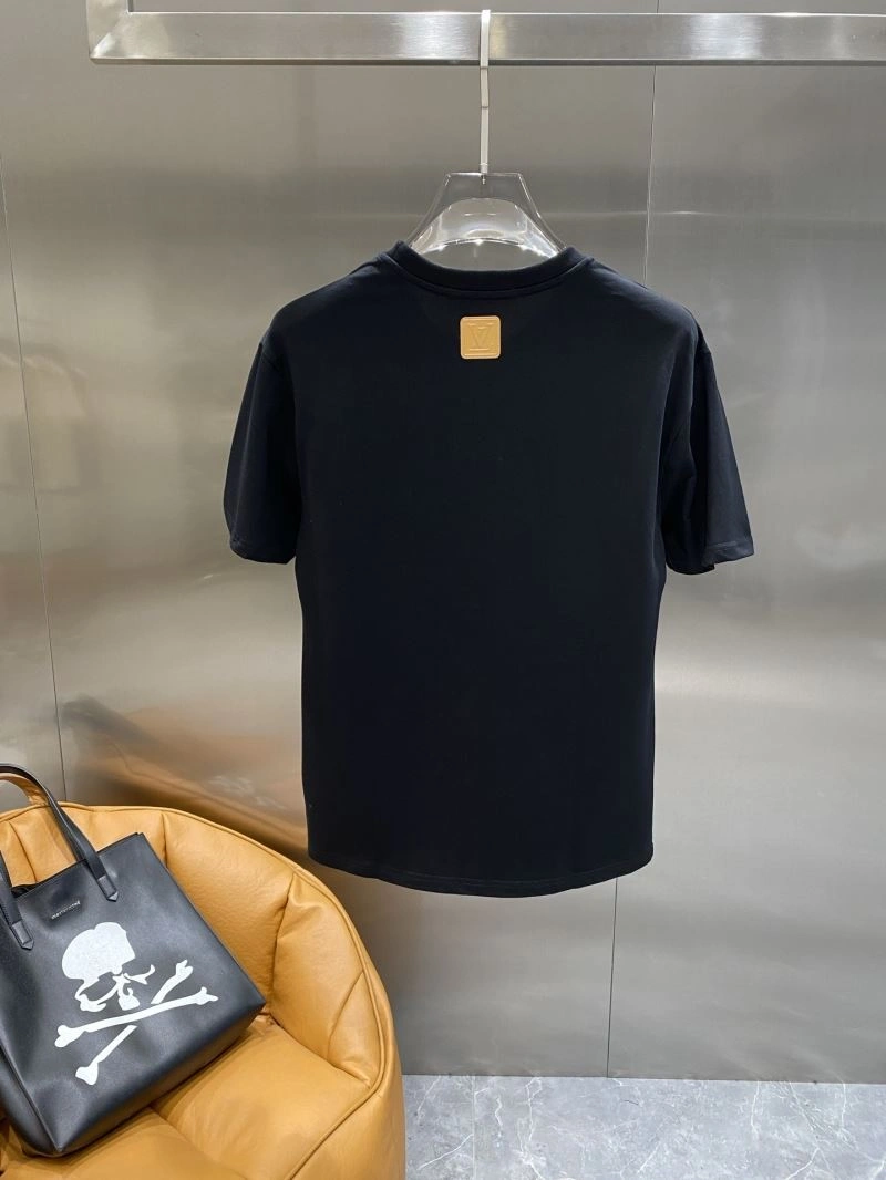 Lightweight Louis Vuitton T-Shirts 135513