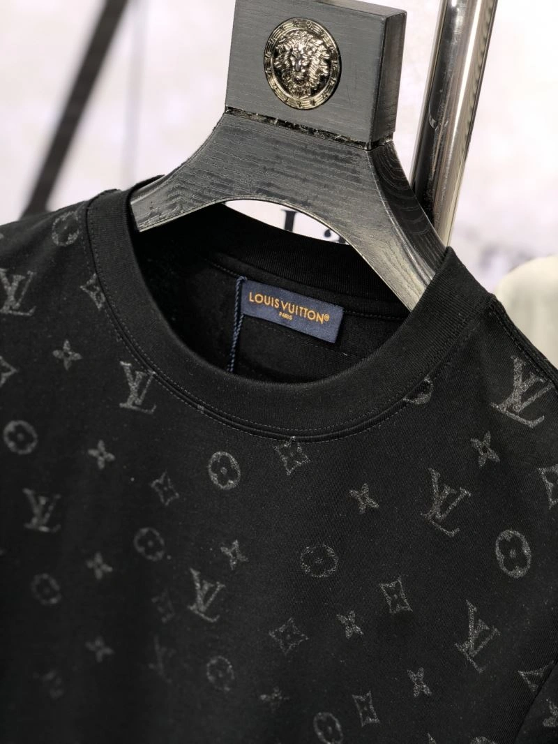 Upgraded Louis Vuitton T-Shirts 135519