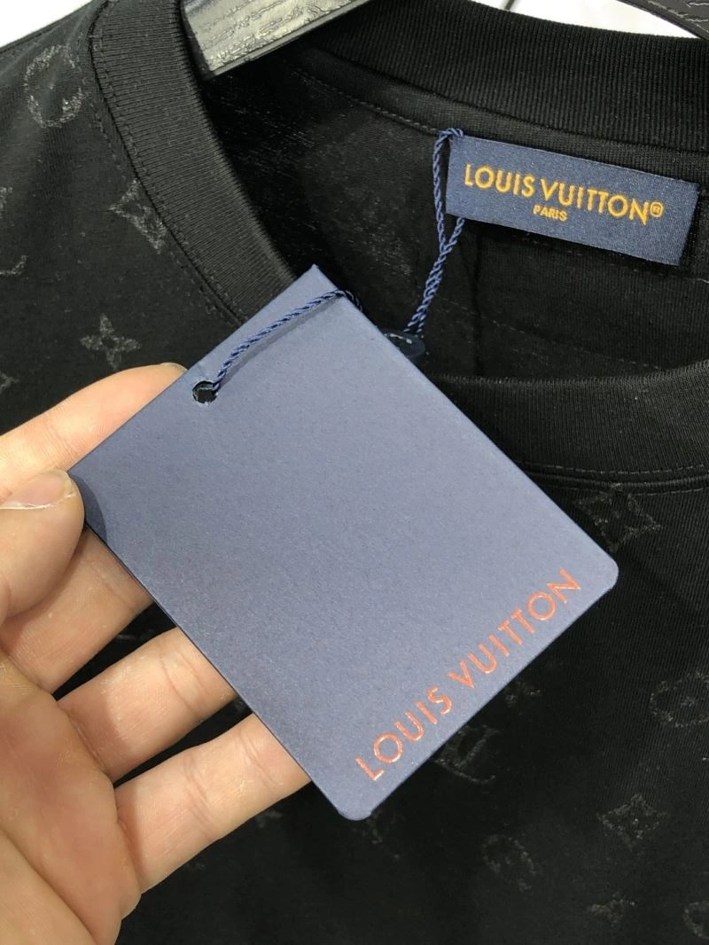 Upgraded Louis Vuitton T-Shirts 135519