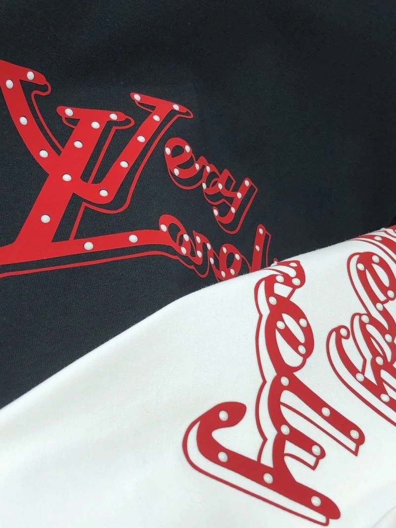 Louis Vuitton T-Shirts Fashionable 135542