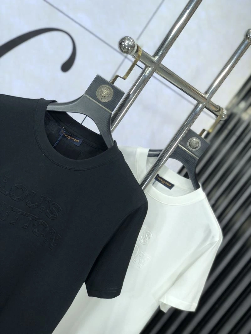 Louis Vuitton T-Shirts Sustainable 135541