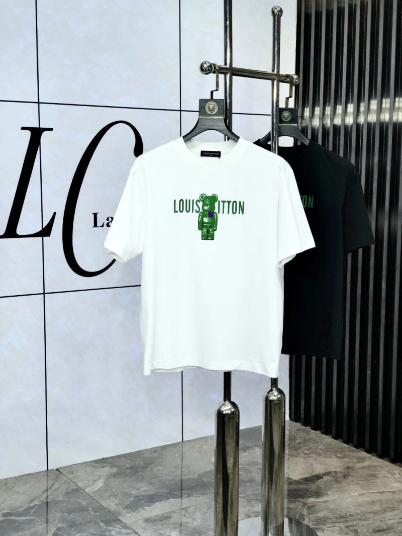 MoistureWicking Louis Vuitton T-Shirts 135523