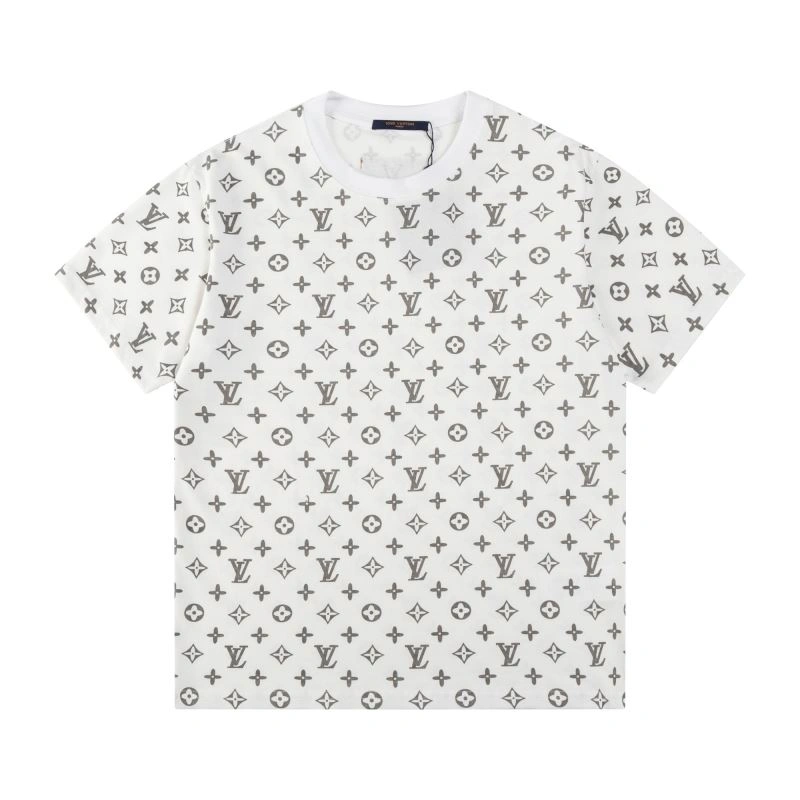 Versatile Louis Vuitton T-Shirts 135524